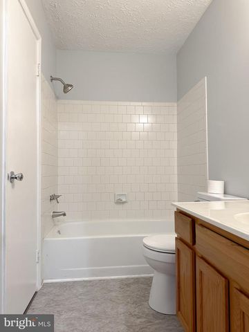 4160 LOG TEAL DR, Waldorf, MD 20603
