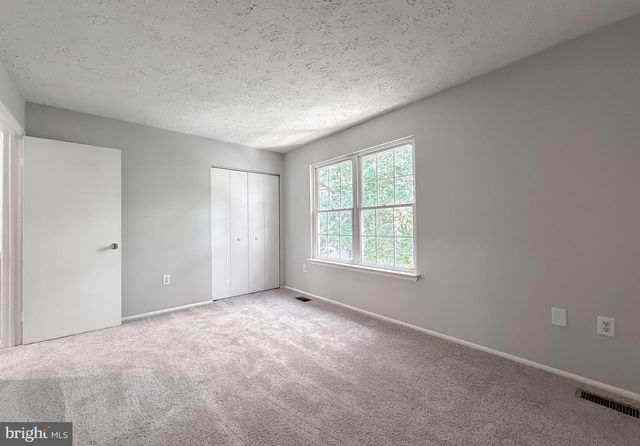 4160 LOG TEAL DR, Waldorf, MD 20603