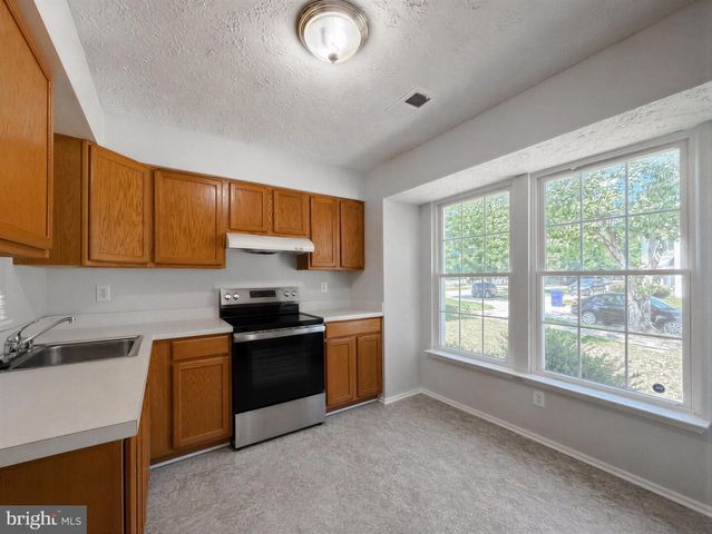 4160 LOG TEAL DR, Waldorf, MD 20603