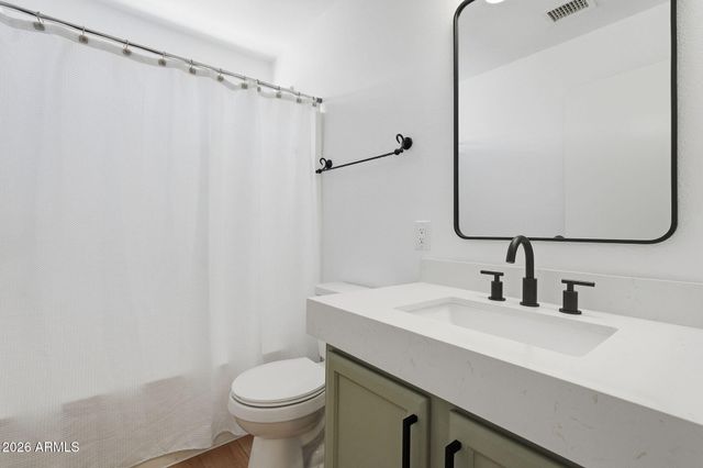 1851 W HIDDENVIEW Drive, Phoenix, AZ 85045