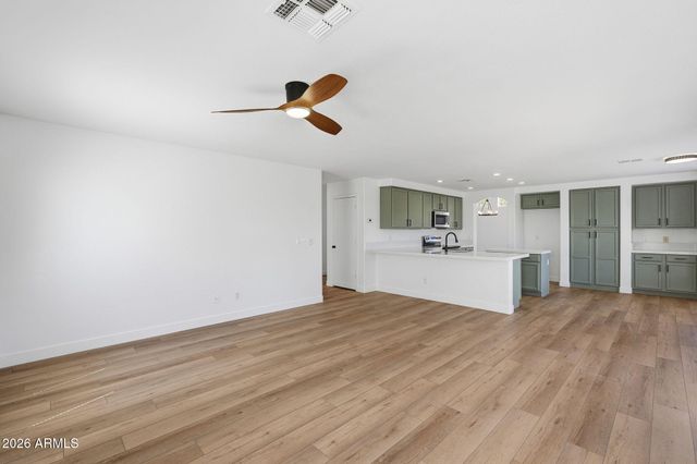 1851 W HIDDENVIEW Drive, Phoenix, AZ 85045