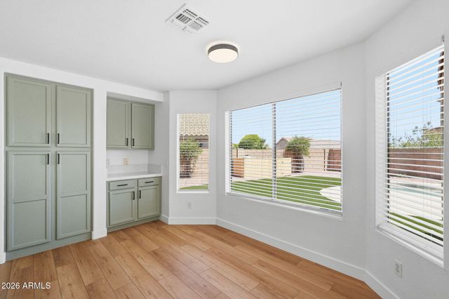 1851 W HIDDENVIEW Drive, Phoenix, AZ 85045
