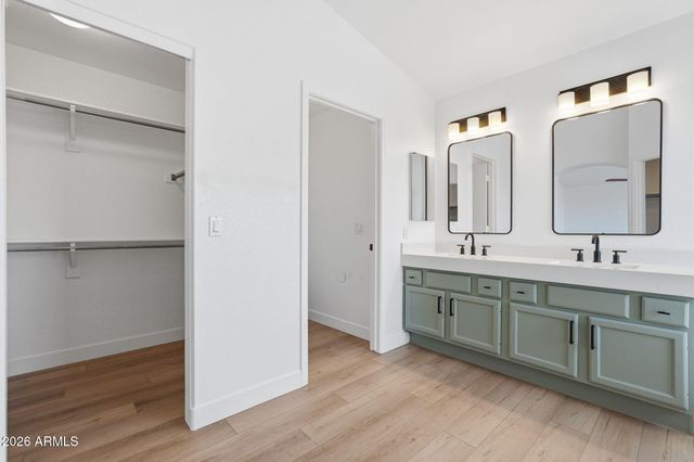 1851 W HIDDENVIEW Drive, Phoenix, AZ 85045