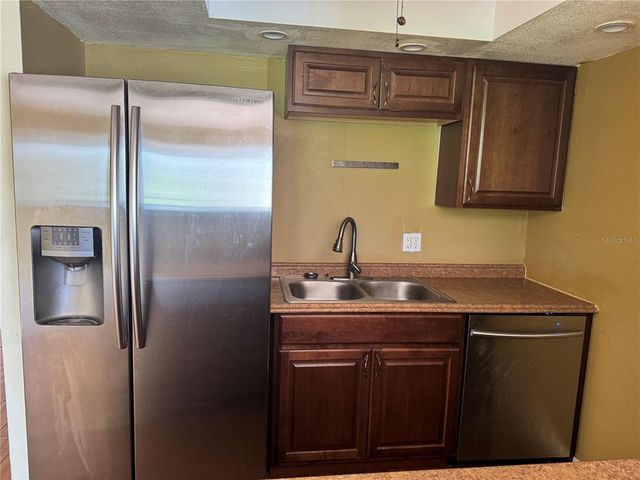 803 N KEENE ROAD X5, Clearwater, FL 33755