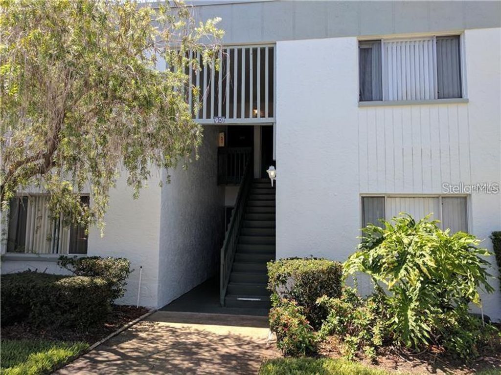 803 N KEENE ROAD X5, Clearwater, FL 33755