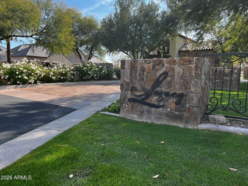 3215 E HALIFAX Circle 8, Mesa, AZ 85213 — exterior
