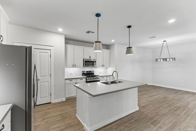 524 Chelson Hunt, Cibolo, TX 78108
