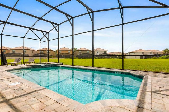 8904 TROPICAL HAVEN COURT, Kissimmee, FL 34747