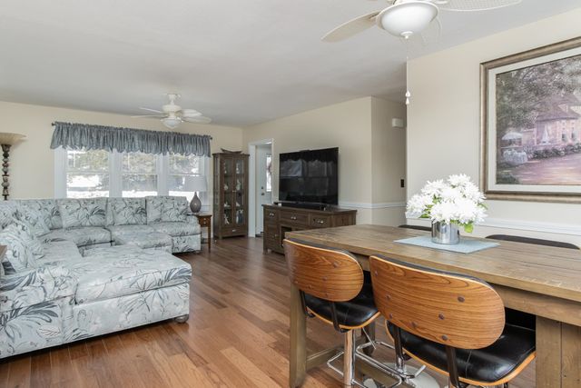 335 S Main Street, Concord, NH 03301