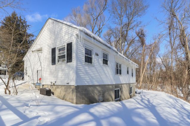 335 S Main Street, Concord, NH 03301