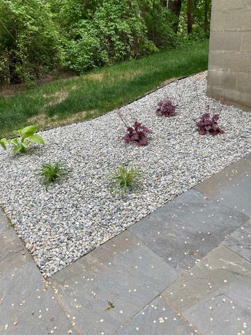 335 S Main Street, Concord, NH 03301