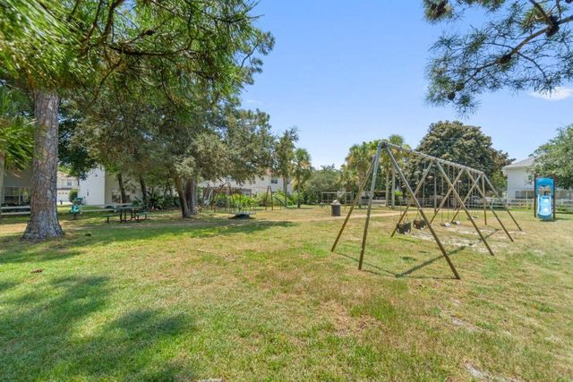 271 Twin Lakes Lane, Destin, FL 32541
