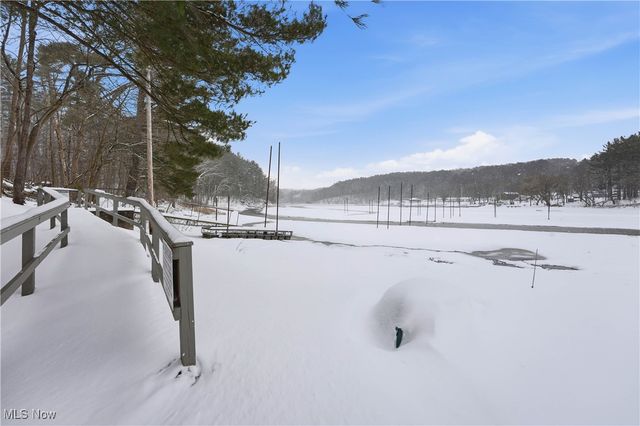 4254 Doral Road SW, Carrollton, OH 44615