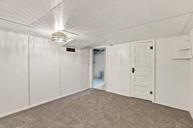 3825 N E St, Spokane, WA 99205