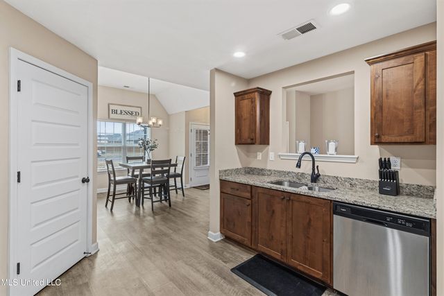 2756 Dela Drive, Southaven, MS 38672