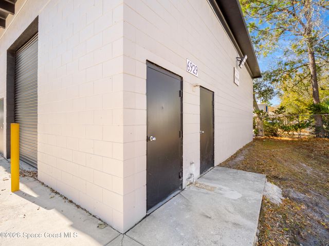 6929 Vickie Circle, West Melbourne, FL 32904