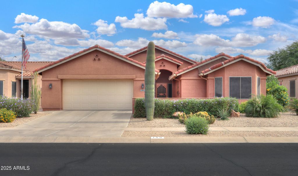 140 S AGUA FRIA Lane, Casa Grande, AZ 85194