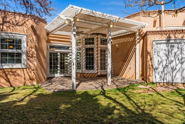 214 Tornasol Lane NE, Albuquerque, NM 87113