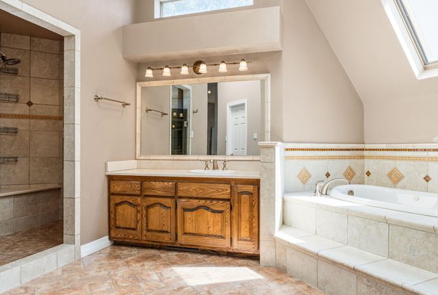 214 Tornasol Lane NE, Albuquerque, NM 87113