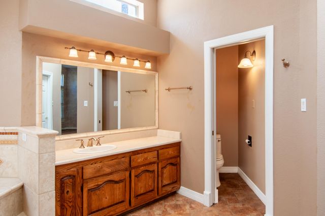 214 Tornasol Lane NE, Albuquerque, NM 87113