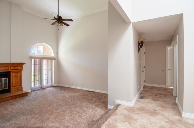 214 Tornasol Lane NE, Albuquerque, NM 87113