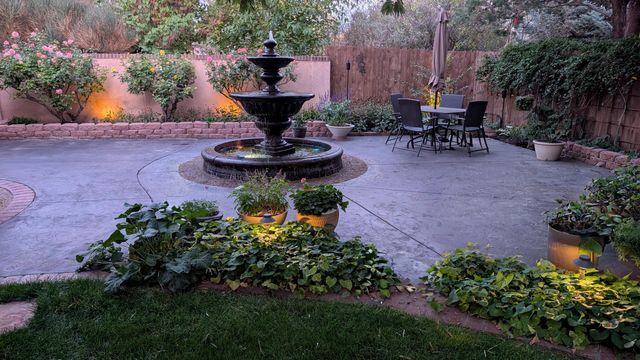 214 Tornasol Lane NE, Albuquerque, NM 87113