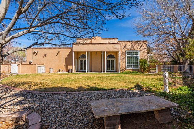 214 Tornasol Lane NE, Albuquerque, NM 87113