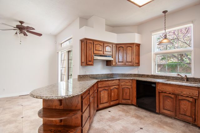 214 Tornasol Lane NE, Albuquerque, NM 87113