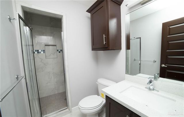 3013 S L Street D, Mcallen, TX 78503