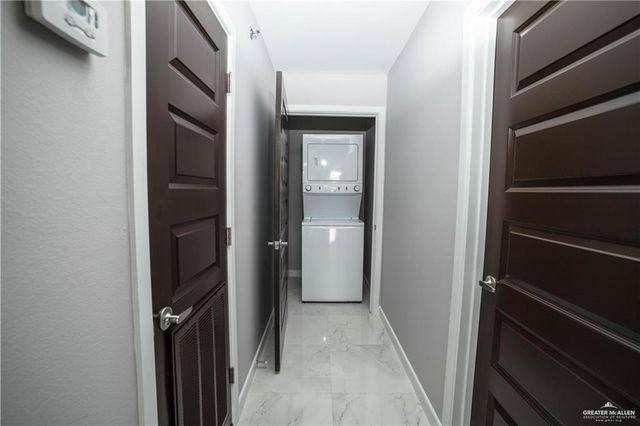 3013 S L Street D, Mcallen, TX 78503