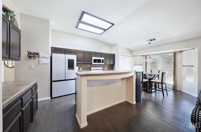 2917 Tapo Ridge Drive, Bakersfield, CA 93313