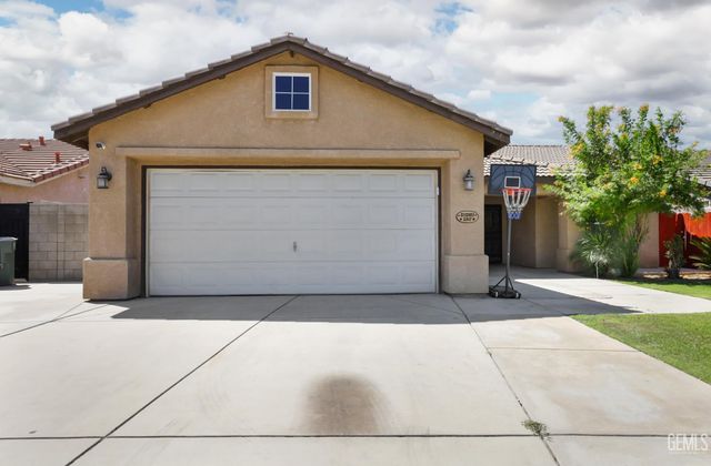 2917 Tapo Ridge Drive, Bakersfield, CA 93313