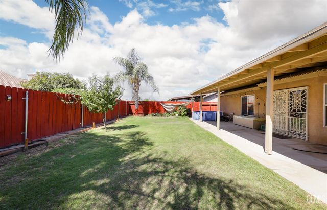 2917 Tapo Ridge Drive, Bakersfield, CA 93313