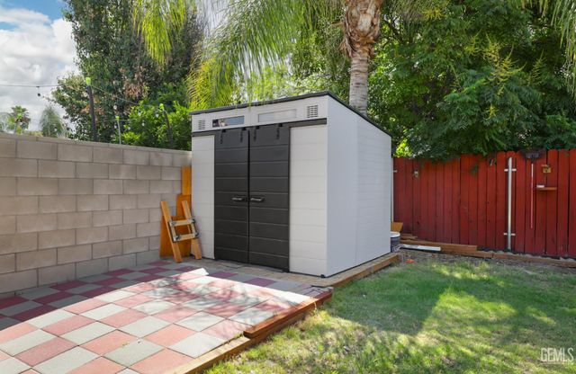 2917 Tapo Ridge Drive, Bakersfield, CA 93313