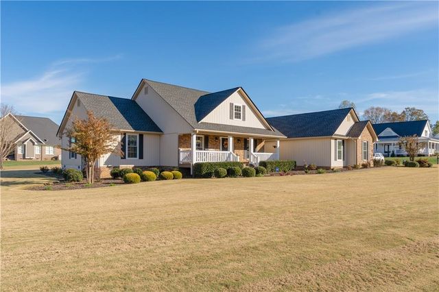 110 Windy Hill Drive, Rocky Face, GA 30740