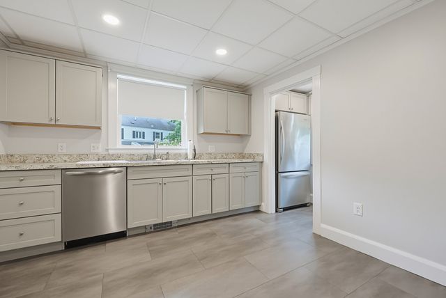 63 Bancroft Park 63, Hopedale, MA 01747