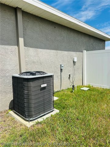 2850 Old State Road 64 Road W, Avon Park, FL 33825