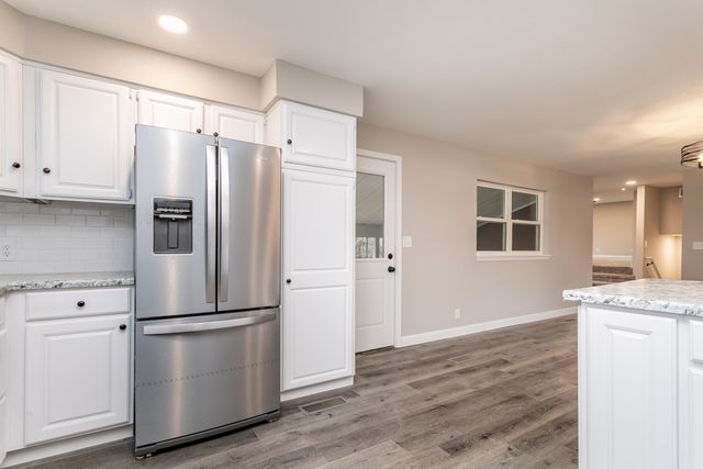 19750 DREW RD, Centralia, MO 65240