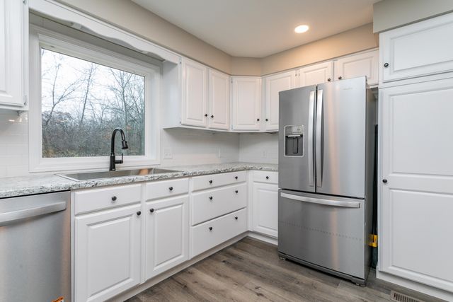 19750 DREW RD, Centralia, MO 65240