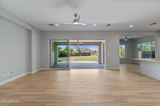 22764 N 97TH Drive, Peoria, AZ 85383