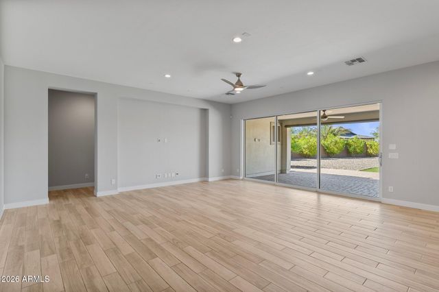 22764 N 97TH Drive, Peoria, AZ 85383