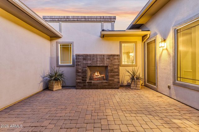 22764 N 97TH Drive, Peoria, AZ 85383