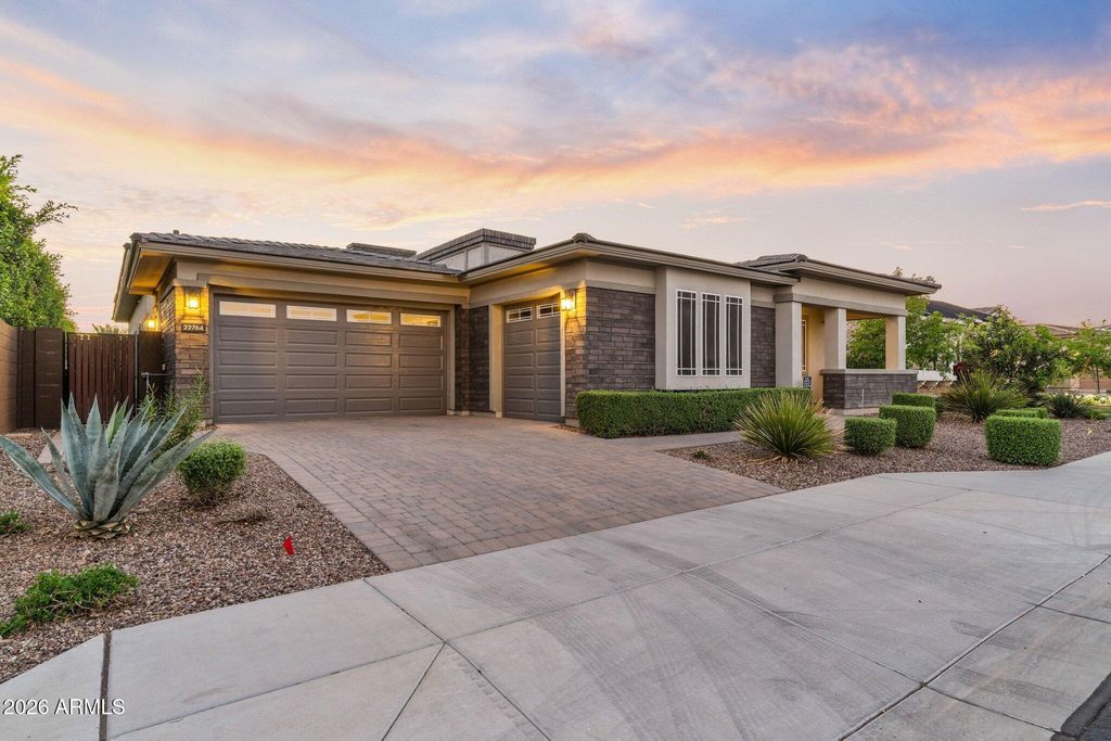 22764 N 97TH Drive, Peoria, AZ 85383