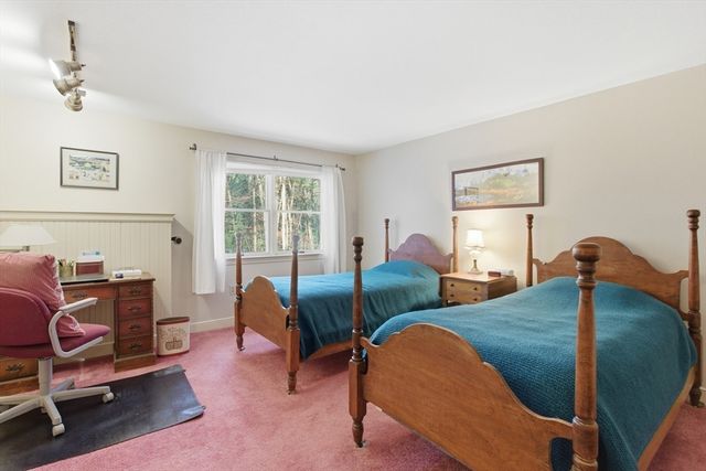 18 Quail Run 18, Acton, MA 01720