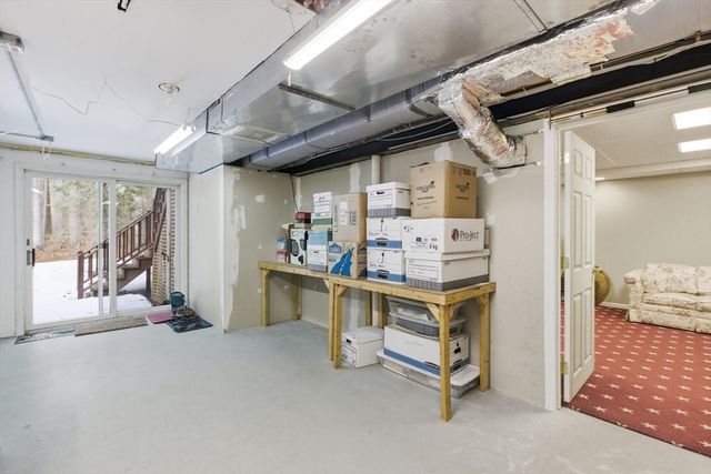 18 Quail Run 18, Acton, MA 01720