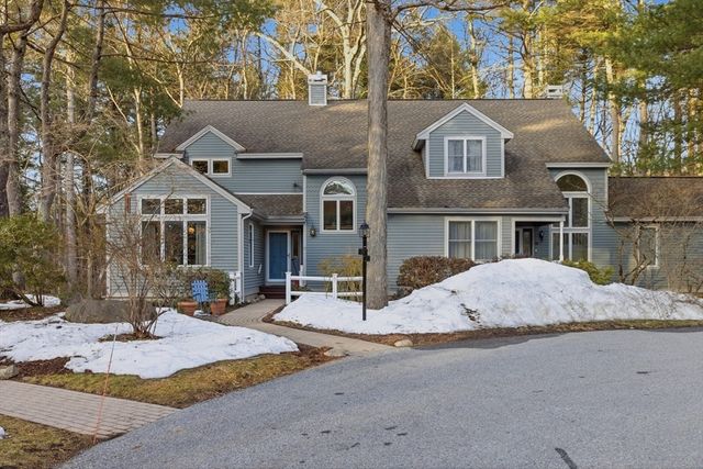 18 Quail Run 18, Acton, MA 01720