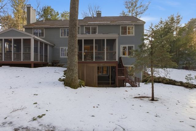 18 Quail Run 18, Acton, MA 01720