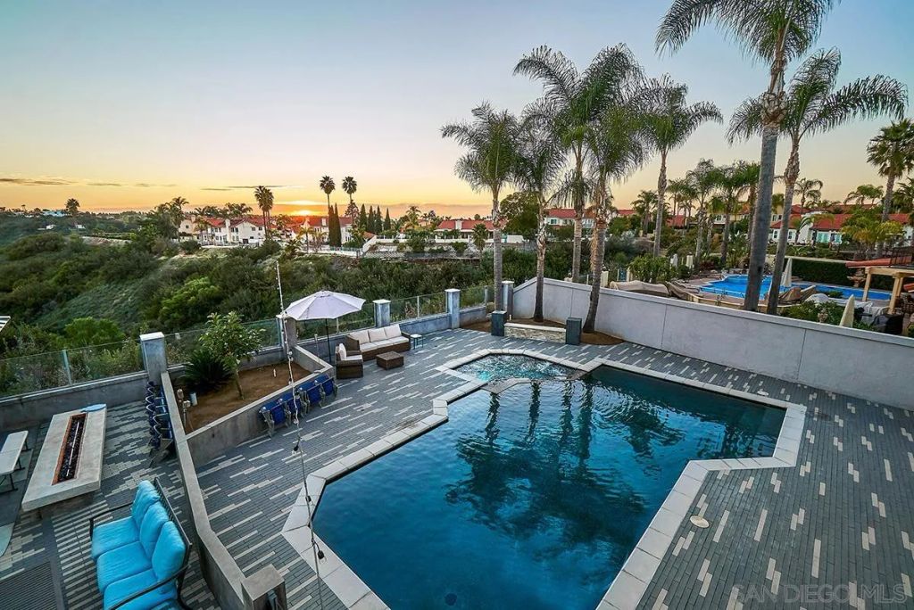 376 Canyon Ridge, Bonita, CA 91902