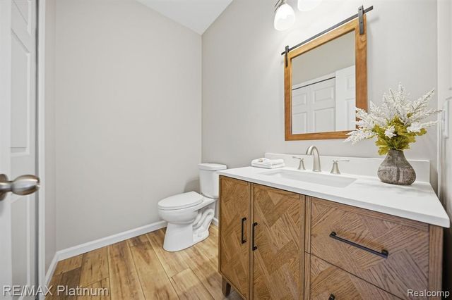4075 Highcrest Drive, Brighton, MI 48116