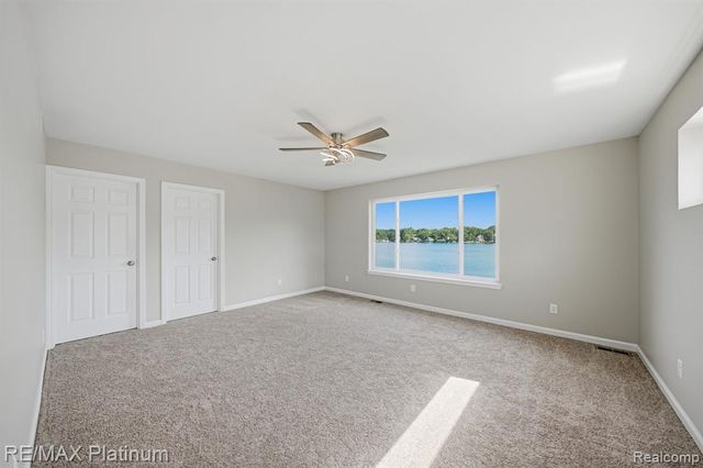 4075 Highcrest Drive, Brighton, MI 48116